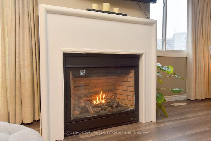 Photo 4 at 42 - 2065 Amherst Heights Court, Mountainside, Burlington