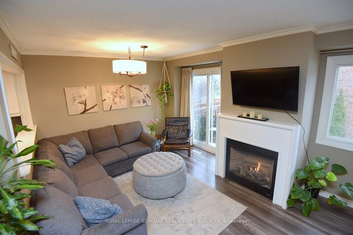 Photo 5 at 42 - 2065 Amherst Heights Court, Mountainside, Burlington