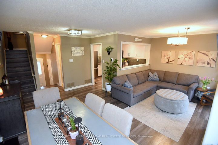 Photo 10 at 42 - 2065 Amherst Heights Court, Mountainside, Burlington