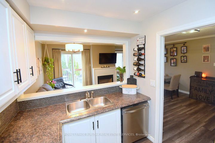 Photo 17 at 42 - 2065 Amherst Heights Court, Mountainside, Burlington