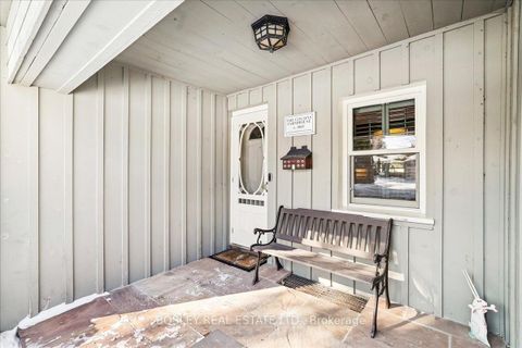 Photo 3 at 42 Royal Road, Aurora Village, Aurora