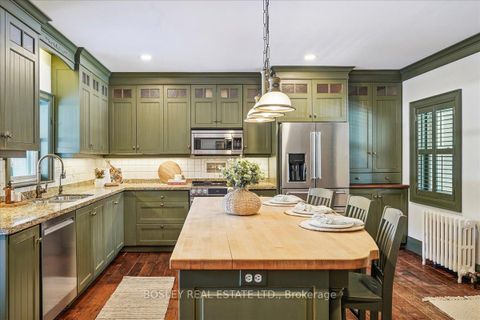 Photo 5 at 42 Royal Road, Aurora Village, Aurora