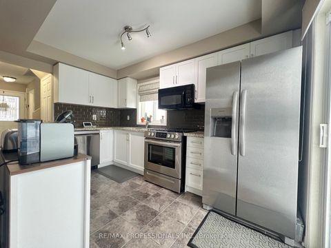 Photo 9 at 56 Beacon Road, Holly, Barrie