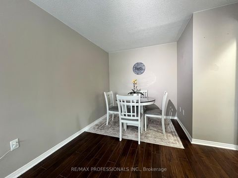 Photo 13 at 56 Beacon Road, Holly, Barrie