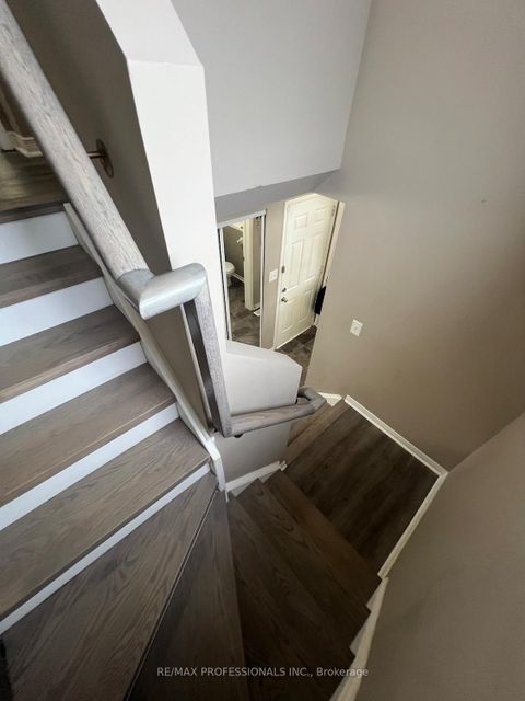 Photo 35 at 56 Beacon Road, Holly, Barrie