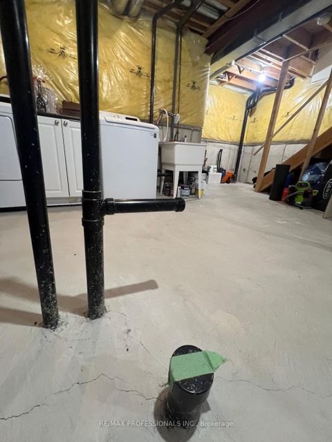 Photo 37 at 56 Beacon Road, Holly, Barrie