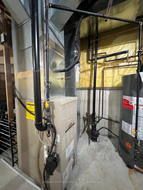 Photo 40 at 56 Beacon Road, Holly, Barrie