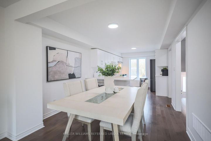 Photo 18 at 4 - 11 Plaisance Road, North Richvale, Richmond Hill