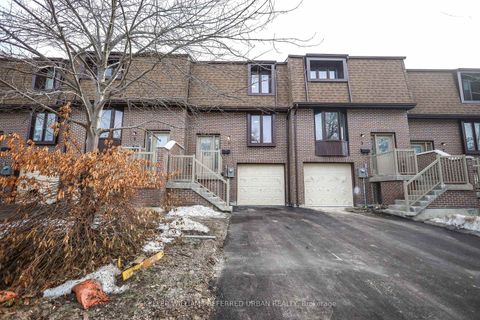 Photo 1 at 4 - 11 Plaisance Road, North Richvale, Richmond Hill