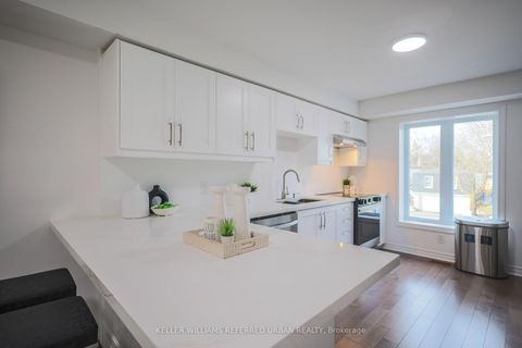 Photo 10 at 4 - 11 Plaisance Road, North Richvale, Richmond Hill