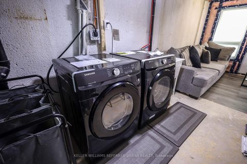 Photo 43 at 4 - 11 Plaisance Road, North Richvale, Richmond Hill