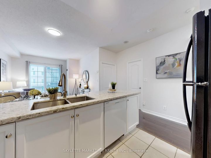 Photo 14 at GV216 - 8 Rean Drive, Bayview Village, Toronto