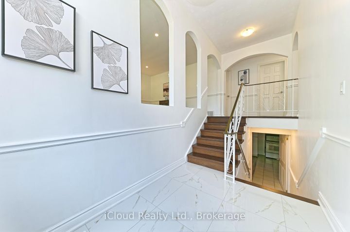 Photo 4 at 2101 Parkway Drive, Mountainside, Burlington