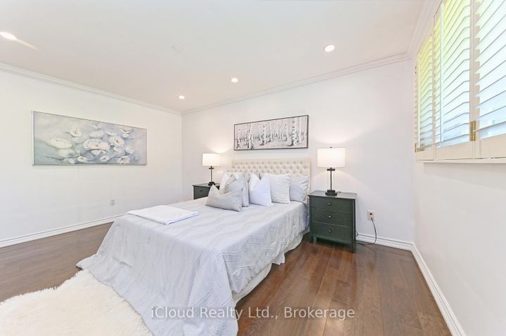 Photo 12 at 2101 Parkway Drive, Mountainside, Burlington