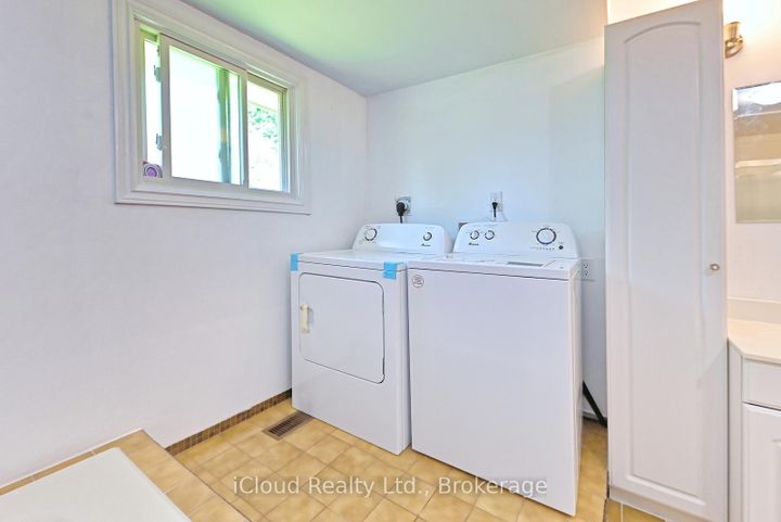 Photo 15 at 2101 Parkway Drive, Mountainside, Burlington