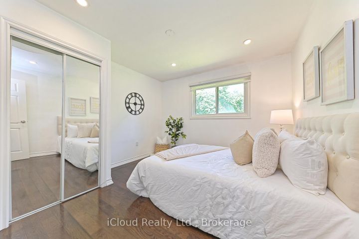 Photo 17 at 2101 Parkway Drive, Mountainside, Burlington