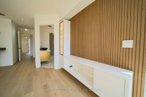 Photo 8 at 2970A Bayview Avenue, Willowdale East, Toronto