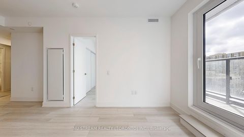 Photo 15 at 613 - 36 Olive Avenue, Willowdale East, Toronto