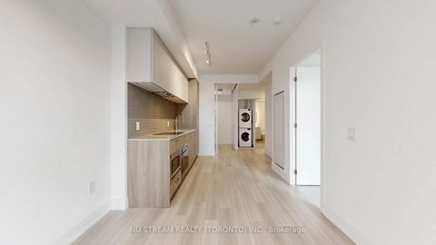 Photo 17 at 613 - 36 Olive Avenue, Willowdale East, Toronto