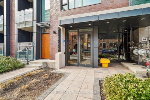 Photo 2 at 405 - 90 Niagara Street, Niagara, Toronto