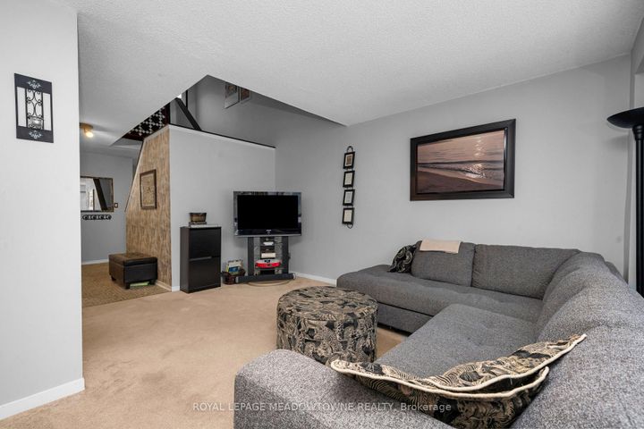 Photo 6 at 78 - 3079 Fifth Line W, Erin Mills, Mississauga