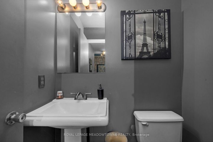 Photo 10 at 78 - 3079 Fifth Line W, Erin Mills, Mississauga