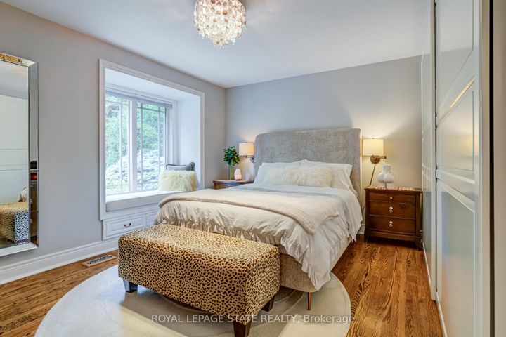 Photo 14 at 2047 Ardleigh Road, FD Ford, Oakville