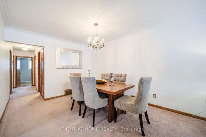 Photo 6 at 14 Castlebury Crescent, Steeles, Toronto