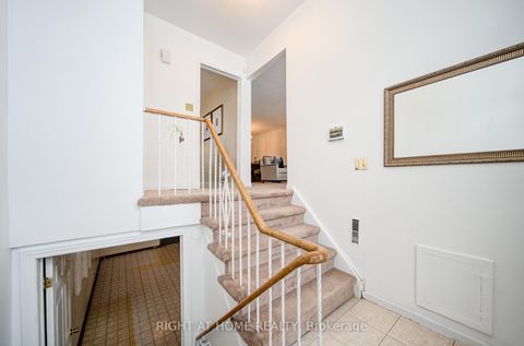 Photo 2 at 14 Castlebury Crescent, Steeles, Toronto