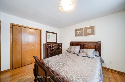 Photo 13 at 14 Castlebury Crescent, Steeles, Toronto