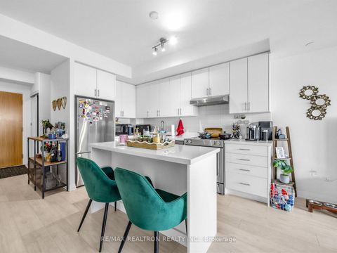 Photo 7 at 230 - 8960 Jane Street, Vellore Village, Vaughan