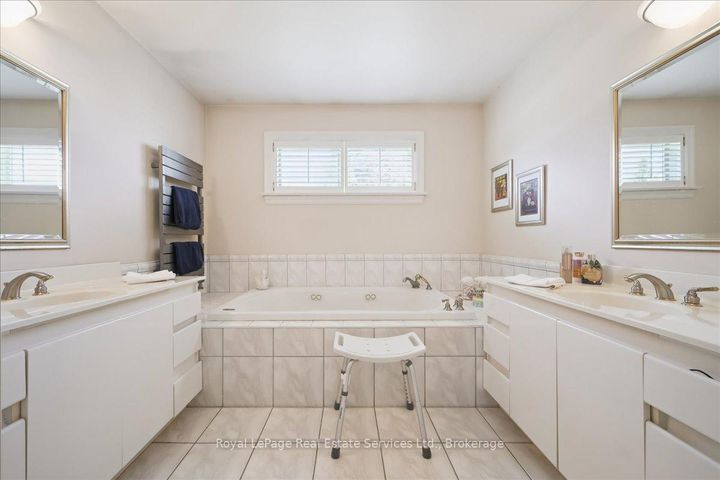 Photo 31 at 281 Pinehurst Drive, FD Ford, Oakville