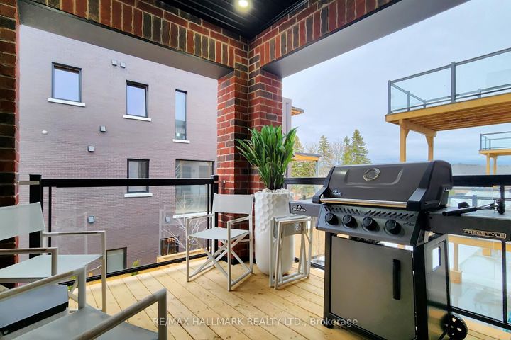 Photo 21 at 31 Naughton Drive, Westbrook, Richmond Hill