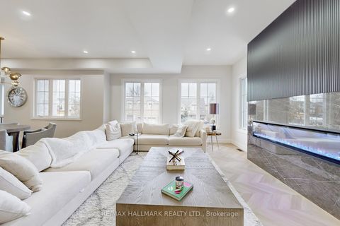 Photo 18 at 31 Naughton Drive, Westbrook, Richmond Hill