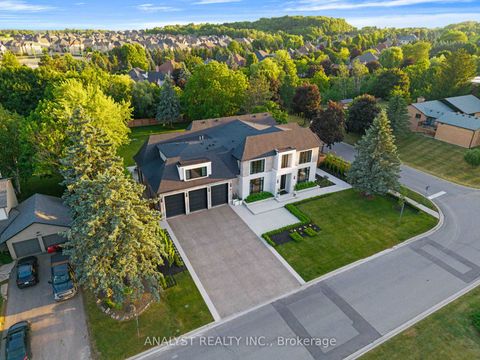 Photo 7 at 81 Ellis Avenue, Nobleton, King