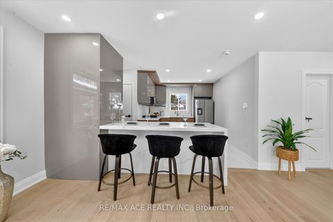 Photo 9 at 53 Sharbot Avenue, Woburn, Toronto