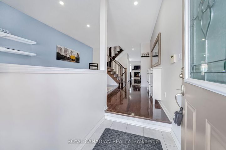 Photo 3 at 10 Yellowknife Road, Wellington, Brampton