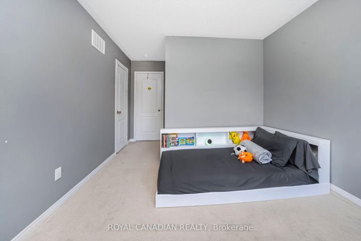 Photo 24 at 10 Yellowknife Road, Wellington, Brampton