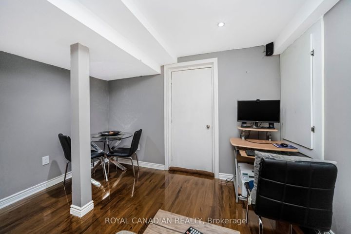 Photo 35 at 10 Yellowknife Road, Wellington, Brampton