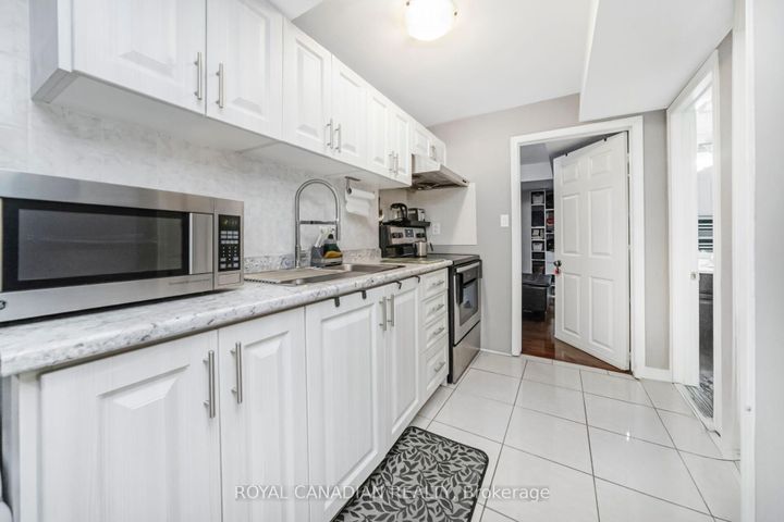 Photo 40 at 10 Yellowknife Road, Wellington, Brampton