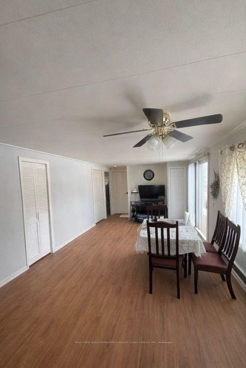 Photo 5 at 6 Pinehill Court, Stroud, Innisfil