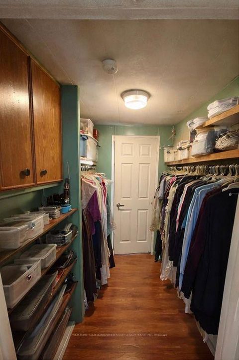 Photo 8 at 6 Pinehill Court, Stroud, Innisfil