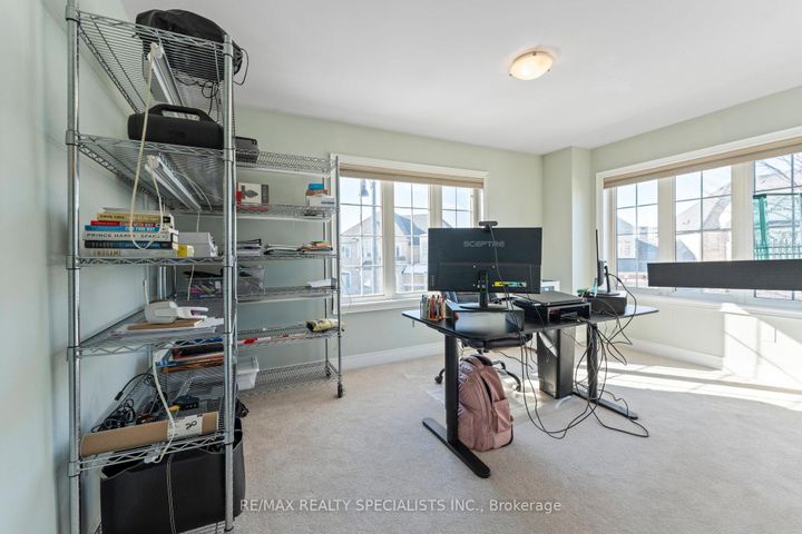 Photo 13 at 9 Flanders Road, Credit Valley, Brampton