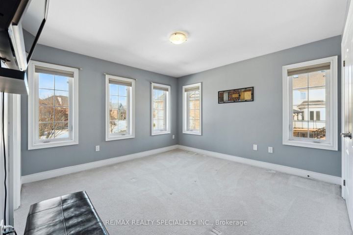 Photo 20 at 9 Flanders Road, Credit Valley, Brampton