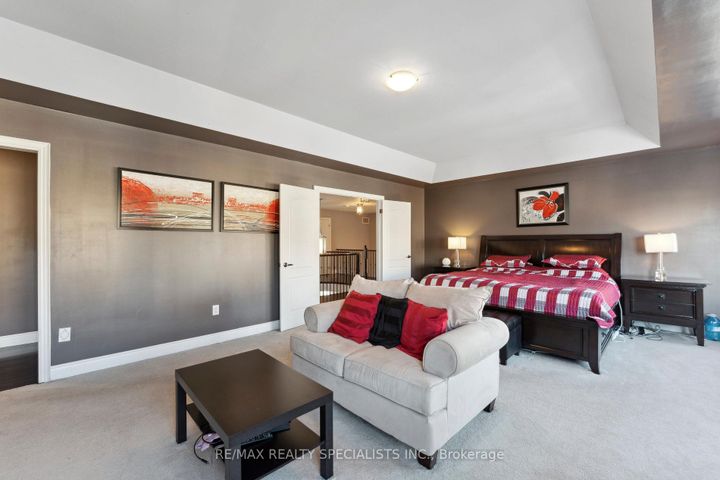 Photo 22 at 9 Flanders Road, Credit Valley, Brampton