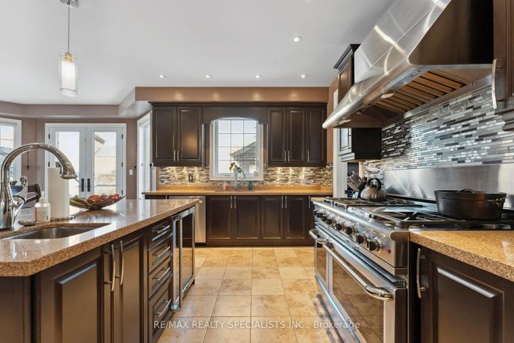 Photo 26 at 9 Flanders Road, Credit Valley, Brampton