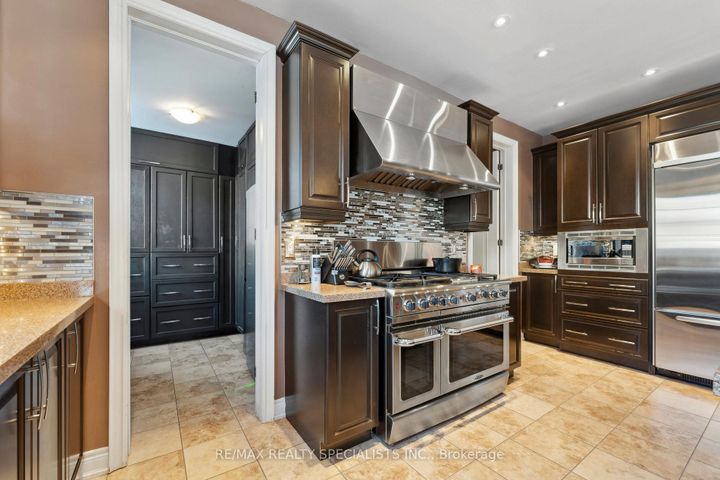 Photo 28 at 9 Flanders Road, Credit Valley, Brampton