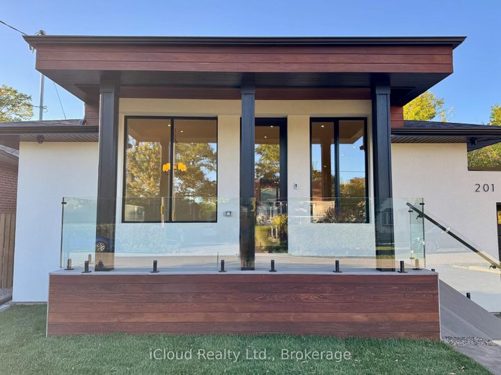 Photo 2 at 201 Troy Street, Mineola, Mississauga