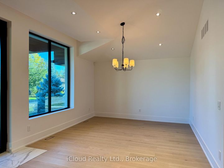 Photo 5 at 201 Troy Street, Mineola, Mississauga