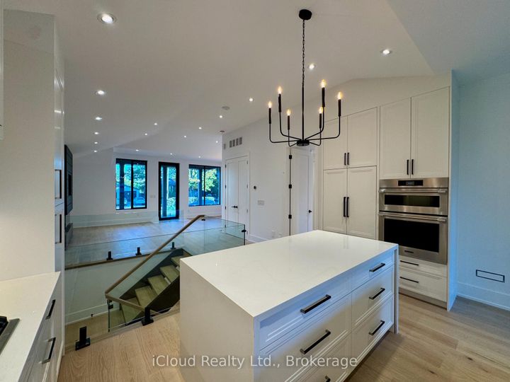 Photo 18 at 201 Troy Street, Mineola, Mississauga